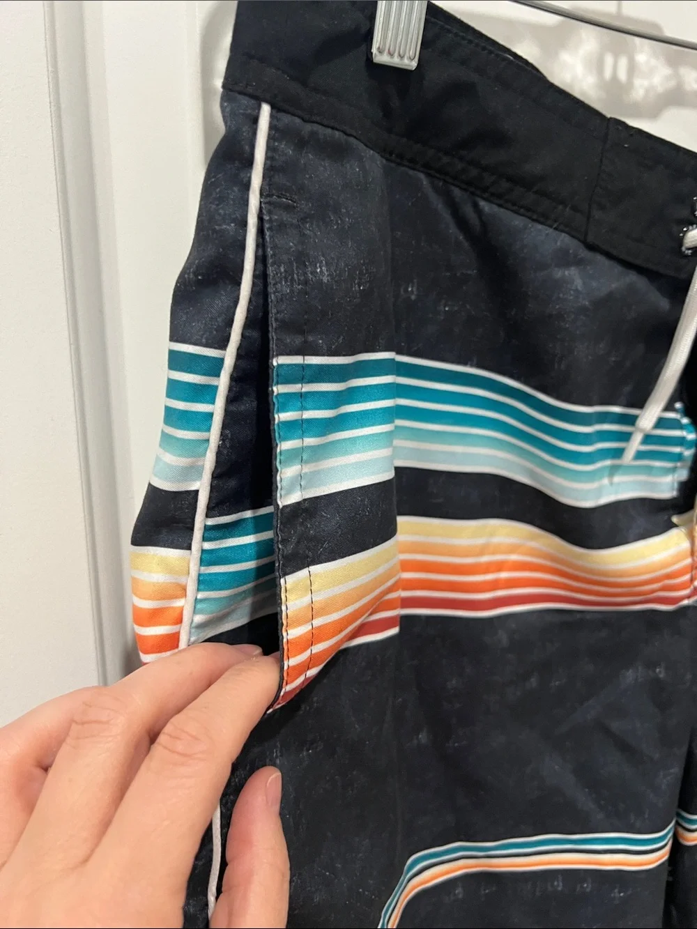 Aeropostale Black Board Shorts with Teal & Orange‎ Stripes Size Medium